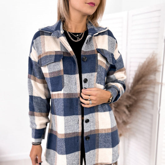 Veste Femme à Carreaux – Laine & Boutons